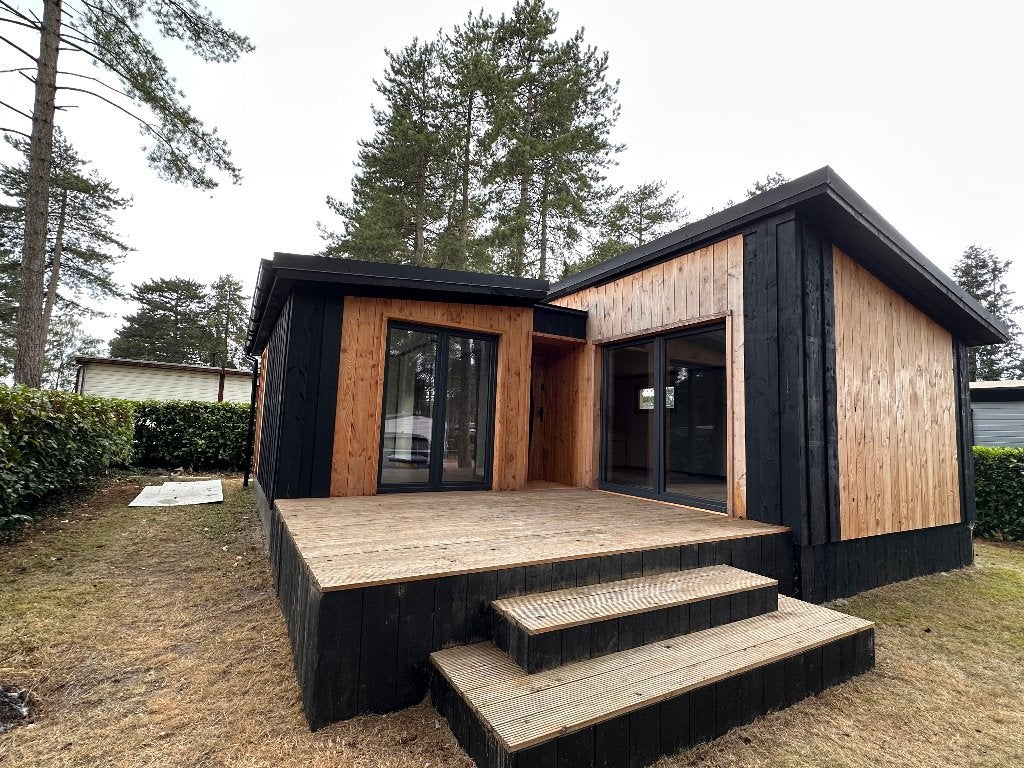Modern Year-Round Home on a Spacious Plot in Poppel, Belgia, Huizen en Kamers, Huizen te koop, 200 tot 500 m², Poppel, Noord-Brabant