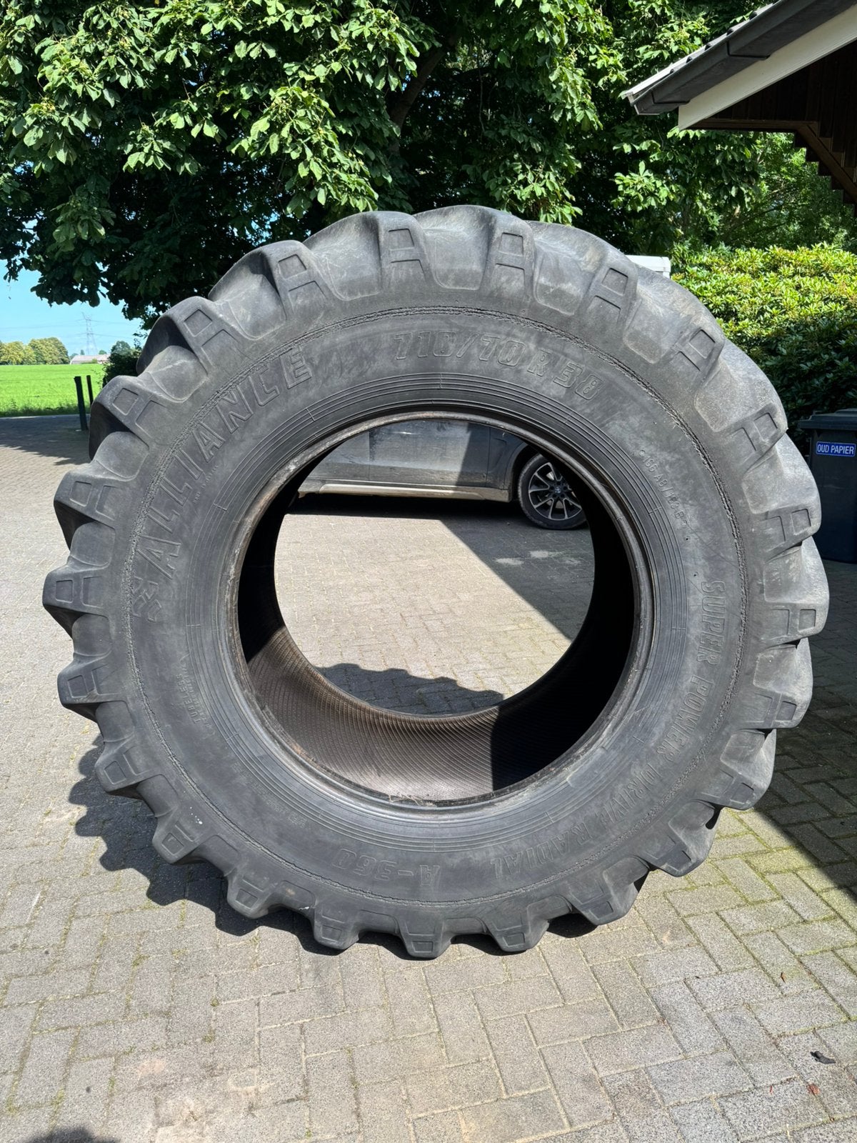 Banden 710/70R38 te koop, Ophalen