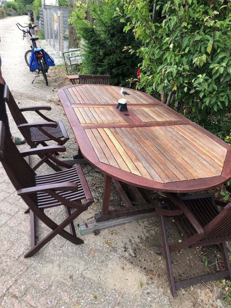 Tuintafel met 4 stoelen, Ophalen, 4 zitplaatsen, Gebruikt, Hardhout