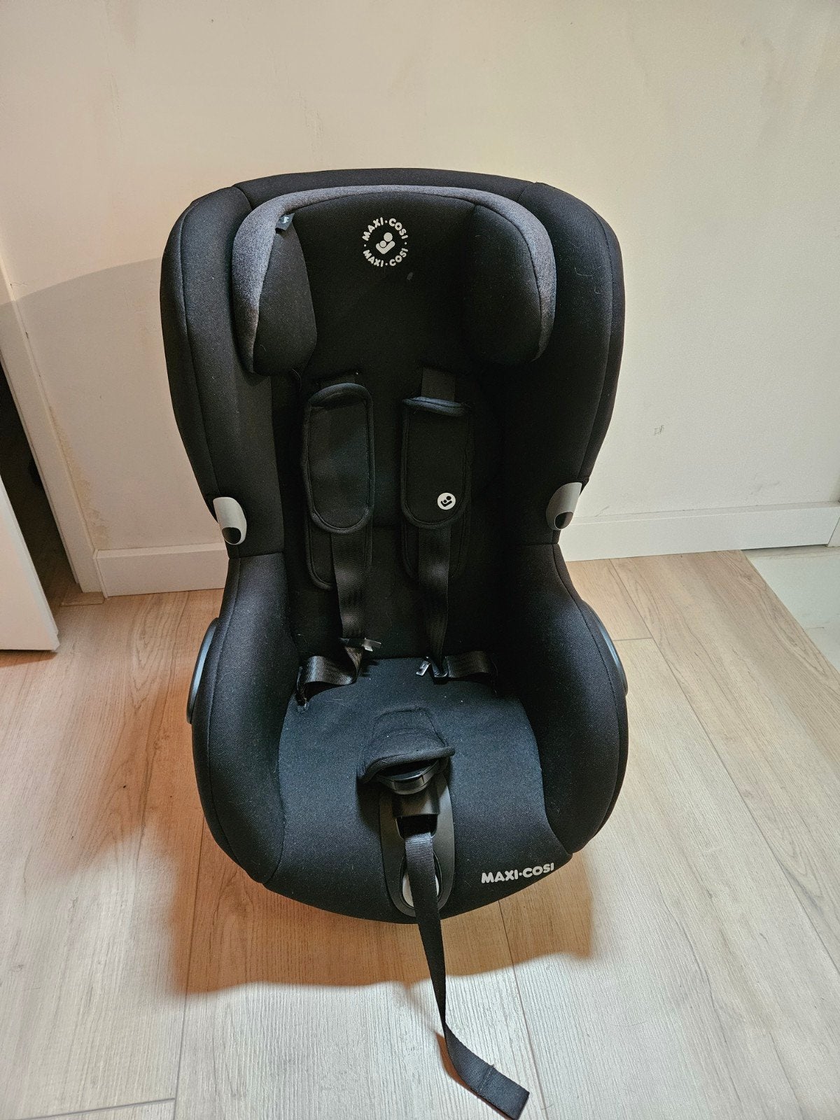 Maxi-Cosi autostoel Axxis, Ophalen, 9 t/m 18 kg, Verstelbare rugleuning, Maxi-Cosi