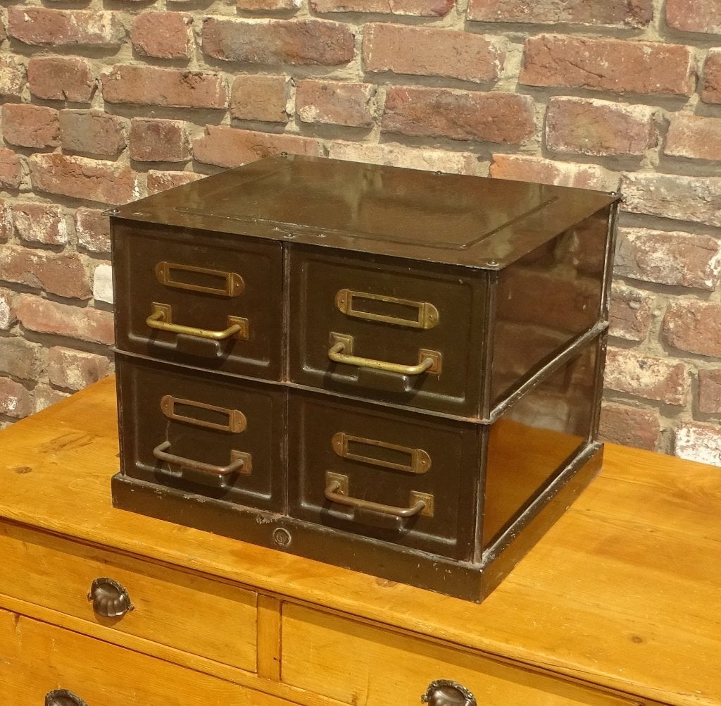 oud ijzeren archiefkastje ladekastje uit frankrijk, Ophalen