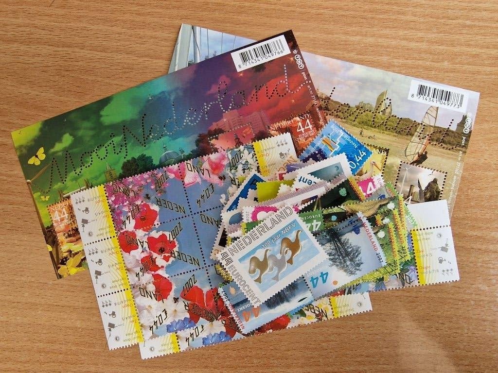 100x €0,44 postfris. Nominaal frankeergeldig €44,-. Nu -55%., Ophalen of Verzenden, Na 1940, Postfris