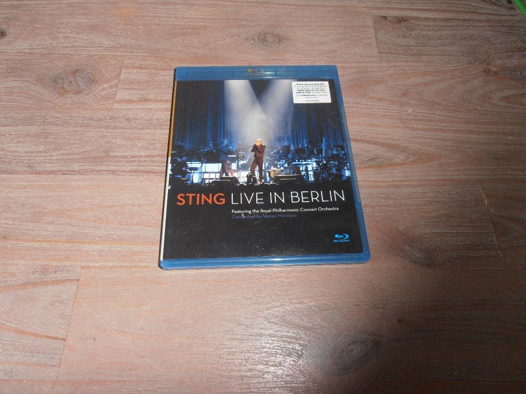 Sting Live in Berlin Blu-ray - Philharmonic Concert Orchestr, Cd's en Dvd's, Muziek en Concerten, Engels, Alle leeftijden, Concert