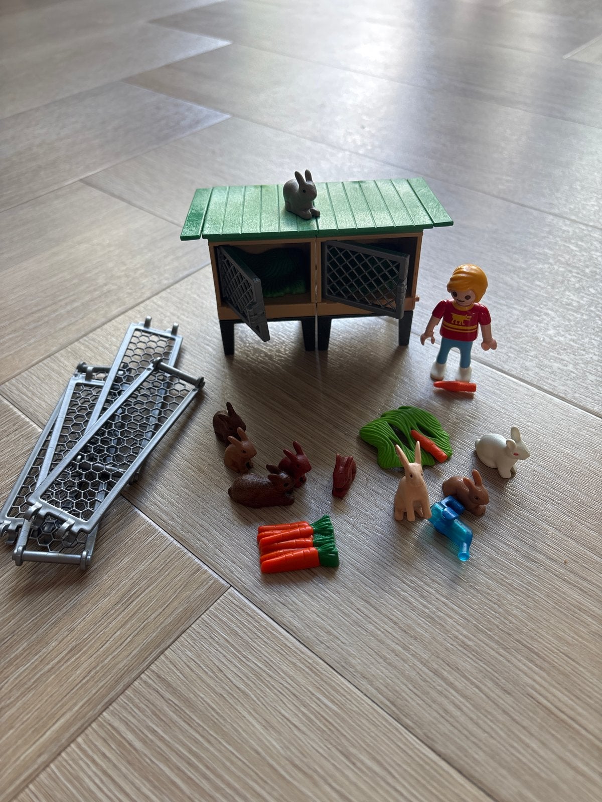 Playmobil Konijnenhok met konijnen en figuur - Set 6140, Ophalen, Gebruikt, Jongen of Meisje