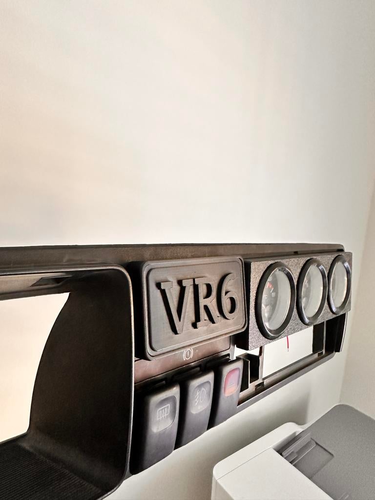 VR6 logo voor dashboard VW Golf MK2 GTI, Ophalen of Verzenden, Nieuw, Volkswagen