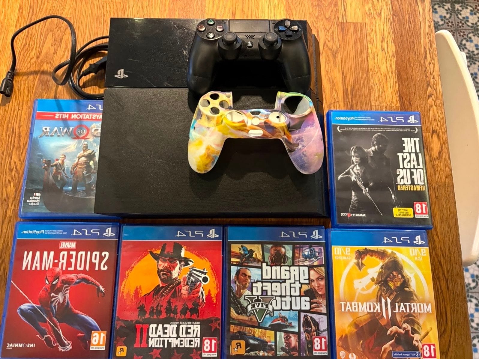 PlayStation 4 met 1 controller en 6 games, Ophalen, 1 TB, Met 1 controller, Original