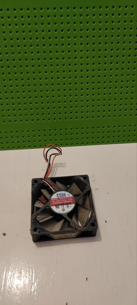 AVC computer ventilator DA07020R12U, Computers en Software, Computerkoelers, Ophalen of Verzenden