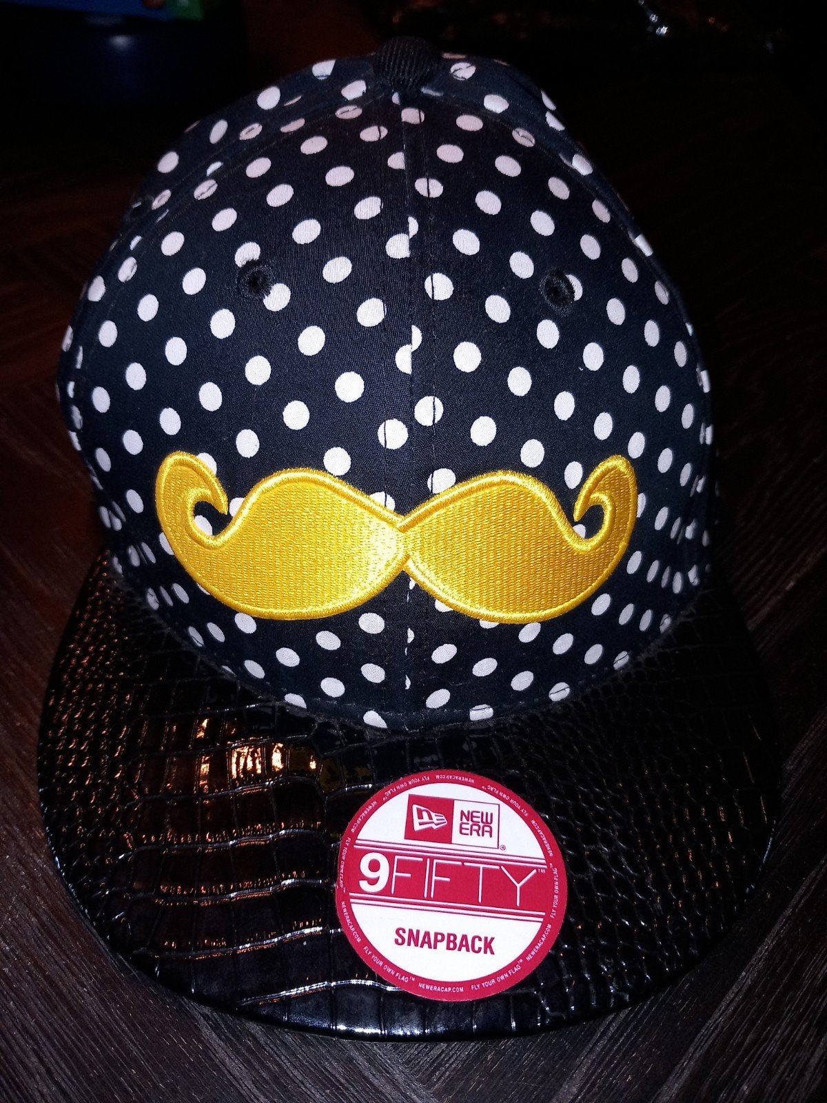 New Era Snapback Pet - Teddy Boy Look Mustache, New Era Cap Co., Inc., Info@neweracap.com, Nieuw, Pet