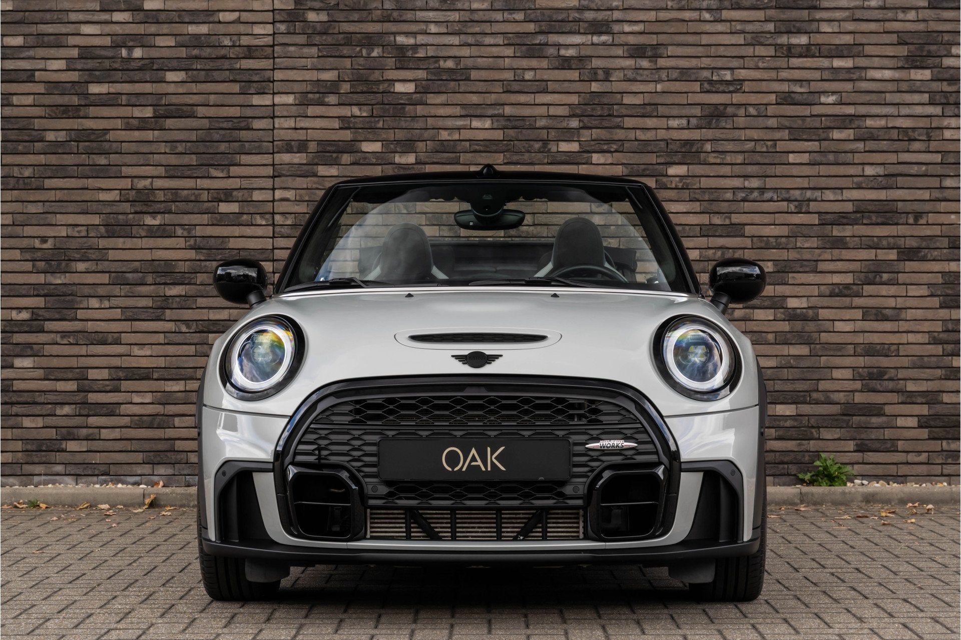 MINI Cabrio 2.0 Cooper S F1 Aut. | JCW-Trim | H&K | Head-Up, Auto's, Mini, 1300 kg, Gebruikt, Zwart, 4 cilinders