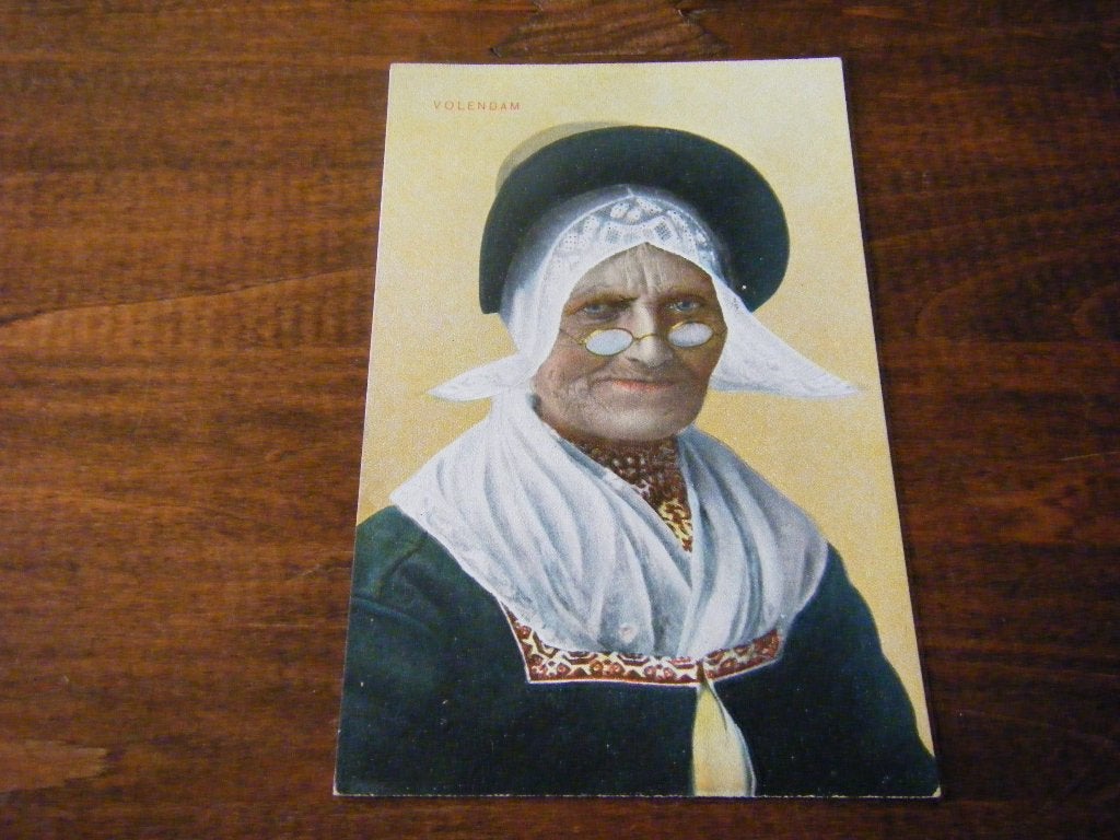 L38 - Volendam - Klederdracht - Vrouw - 1906 - Mooi/Oud, Ophalen of Verzenden, Voor 1920, Noord-Holland