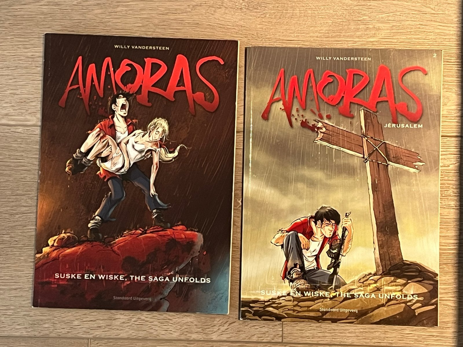 Amoras: Suske en Wiske, The Saga Unfolds - Deel 1 & 2, Boeken, Meerdere stripboeken, Ophalen of Verzenden, Zo goed als nieuw