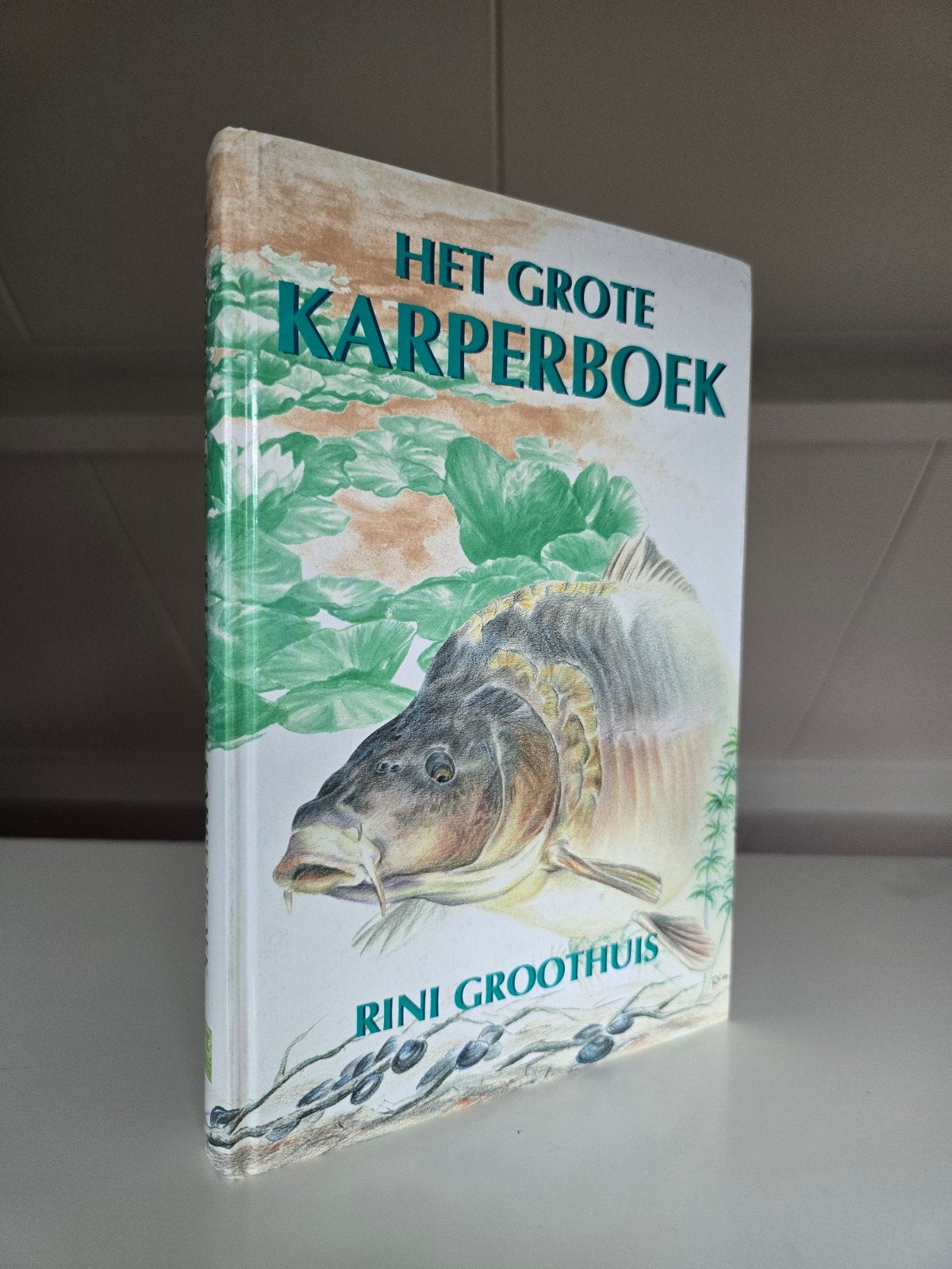 Het Grote Karperboek - Rini Groothuis (3e druk), Watersport en Boten, Hengelsport | Algemeen, Ophalen of Verzenden, Zo goed als nieuw