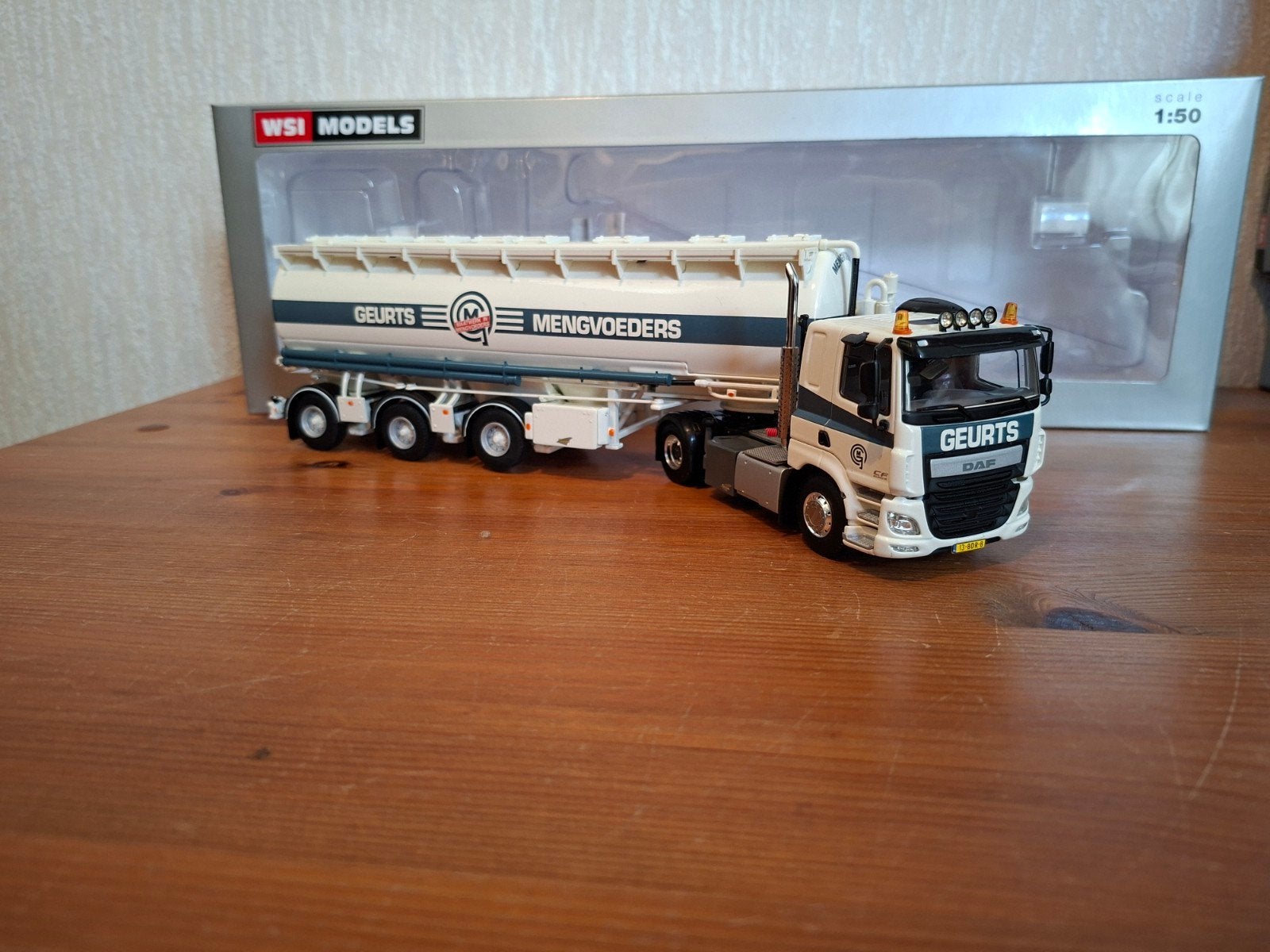 Wsi Daf CF Geurts mengvoeders, Hobby en Vrije tijd, Modelauto's | 1:50, Ophalen of Verzenden, Nieuw, Bus of Vrachtwagen, Wsi