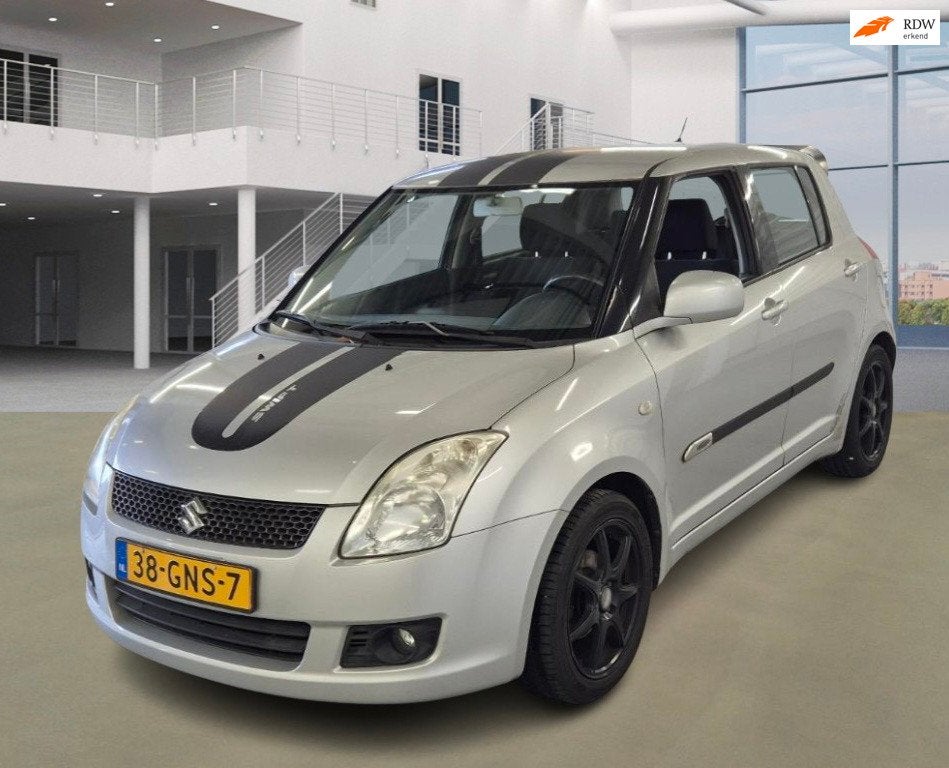 Suzuki Swift 1.3 Shogun AIRCO TREKHAAK 2 X SLEUTELS, Voorwielaandrijving, 400 kg, Swift, Origineel Nederlands