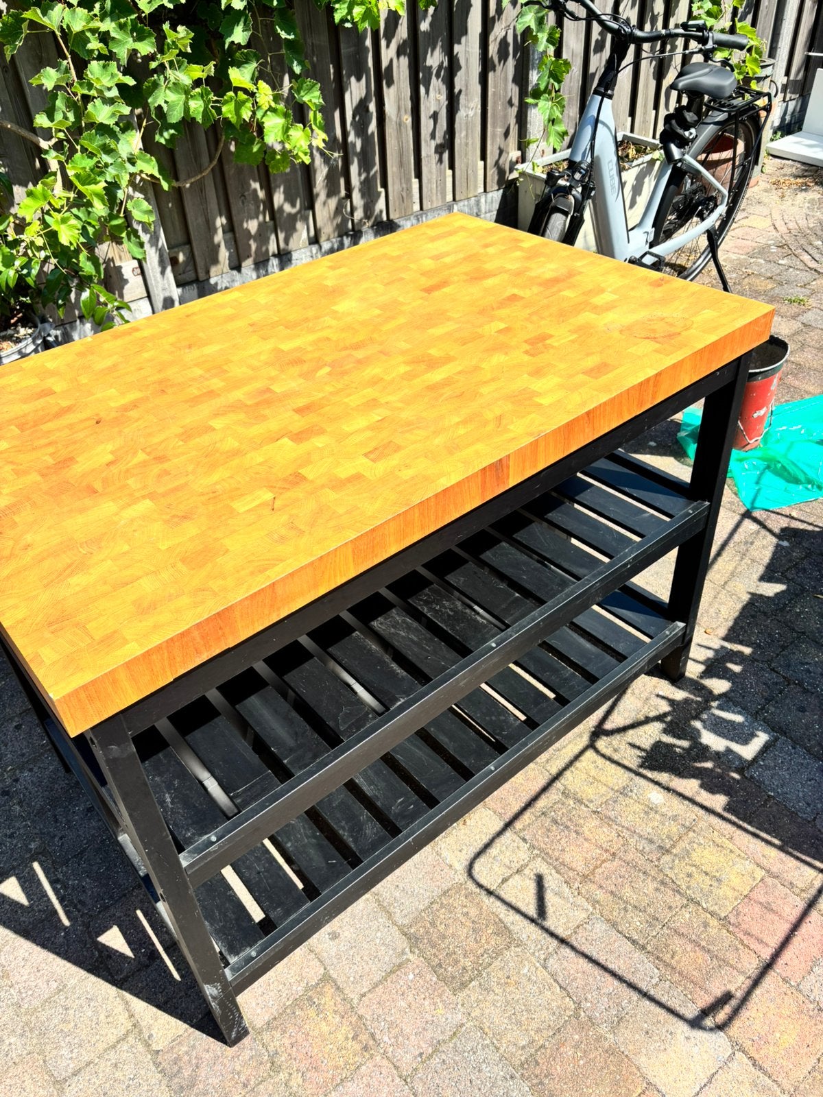 Vadholma keukeneiland met rek en barkrukken op maat, Ophalen, Gebruikt, Rechthoekig, Hout