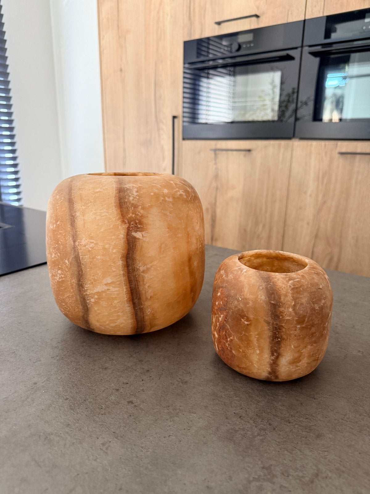 Alabaster waxinelichthouders set, Beige, Waxinelichthouder, Nieuw, Ophalen of Verzenden