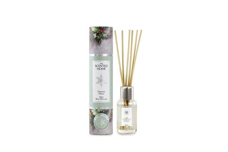 Sint of kerstcadeautje? Countryfield frosted holly geurstok, The River House, Info@theriverhouse.nl, Nieuw, Ophalen of Verzenden