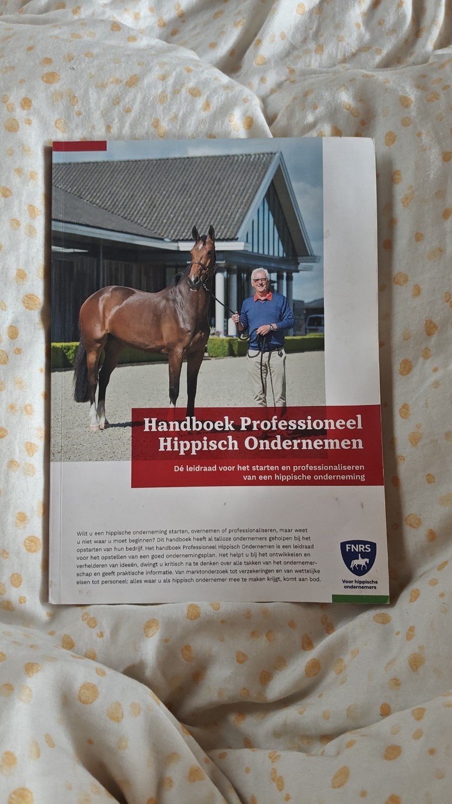 Handboek Professioneel Hippisch Ondernemen, Ophalen of Verzenden, Zo goed als nieuw, HBO, FNRs