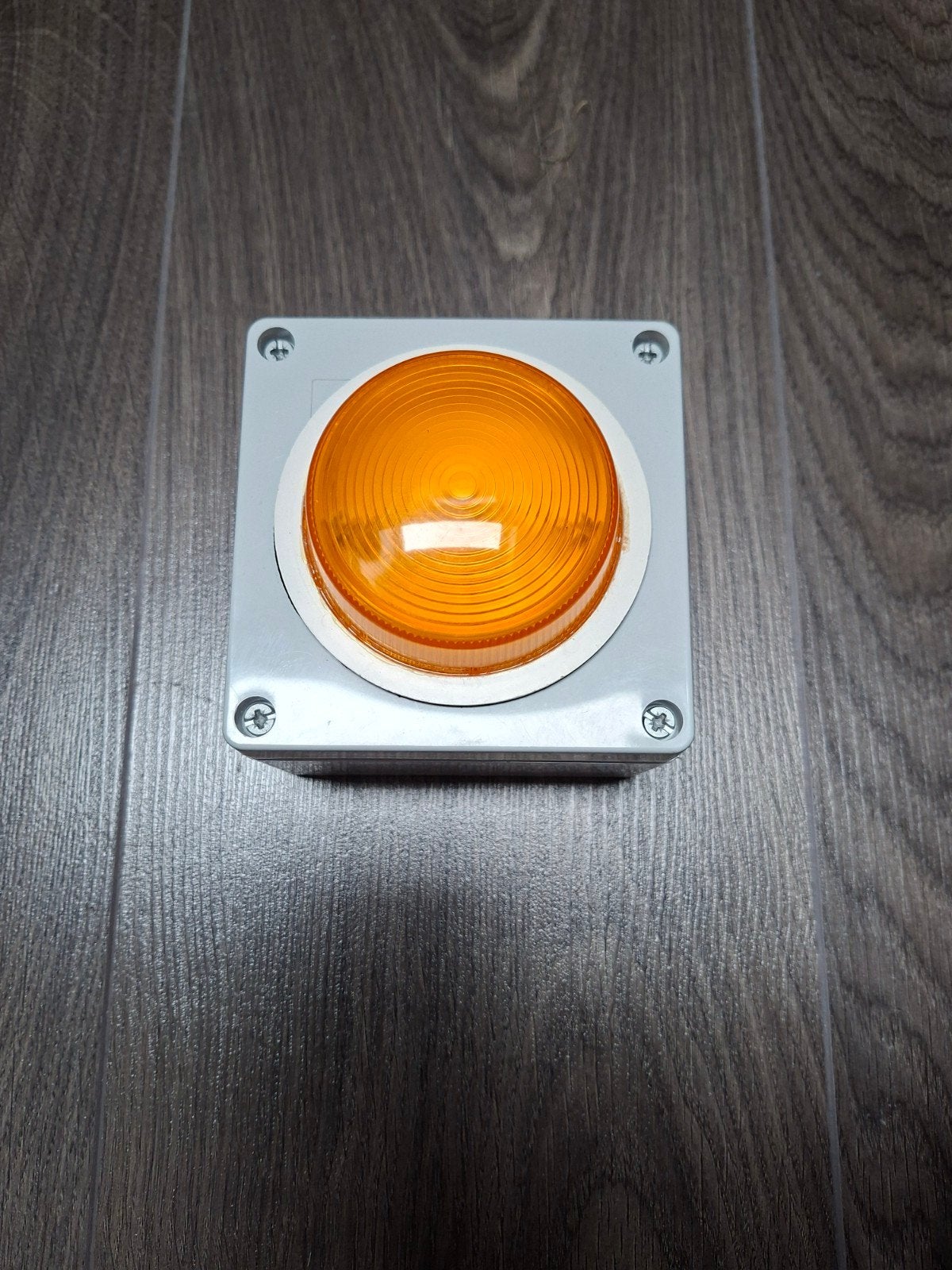 Oranje zwaailicht / alarmlicht 24V dc 1 watt. 3 stuks aanw., Ophalen of Verzenden, Nieuw, Detector, Sensor of Melder, Overige soorten