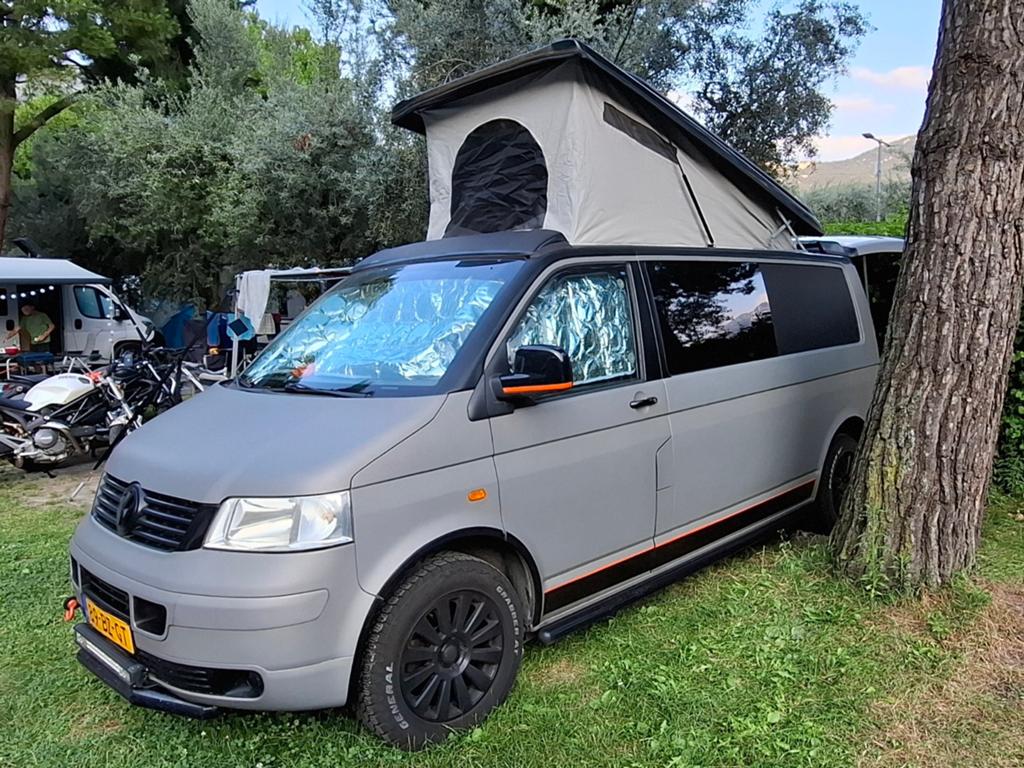 Vw t5, Caravans en Kamperen, Buscamper of Camperbus, Volkswagen, Tot en met 2, Particulier