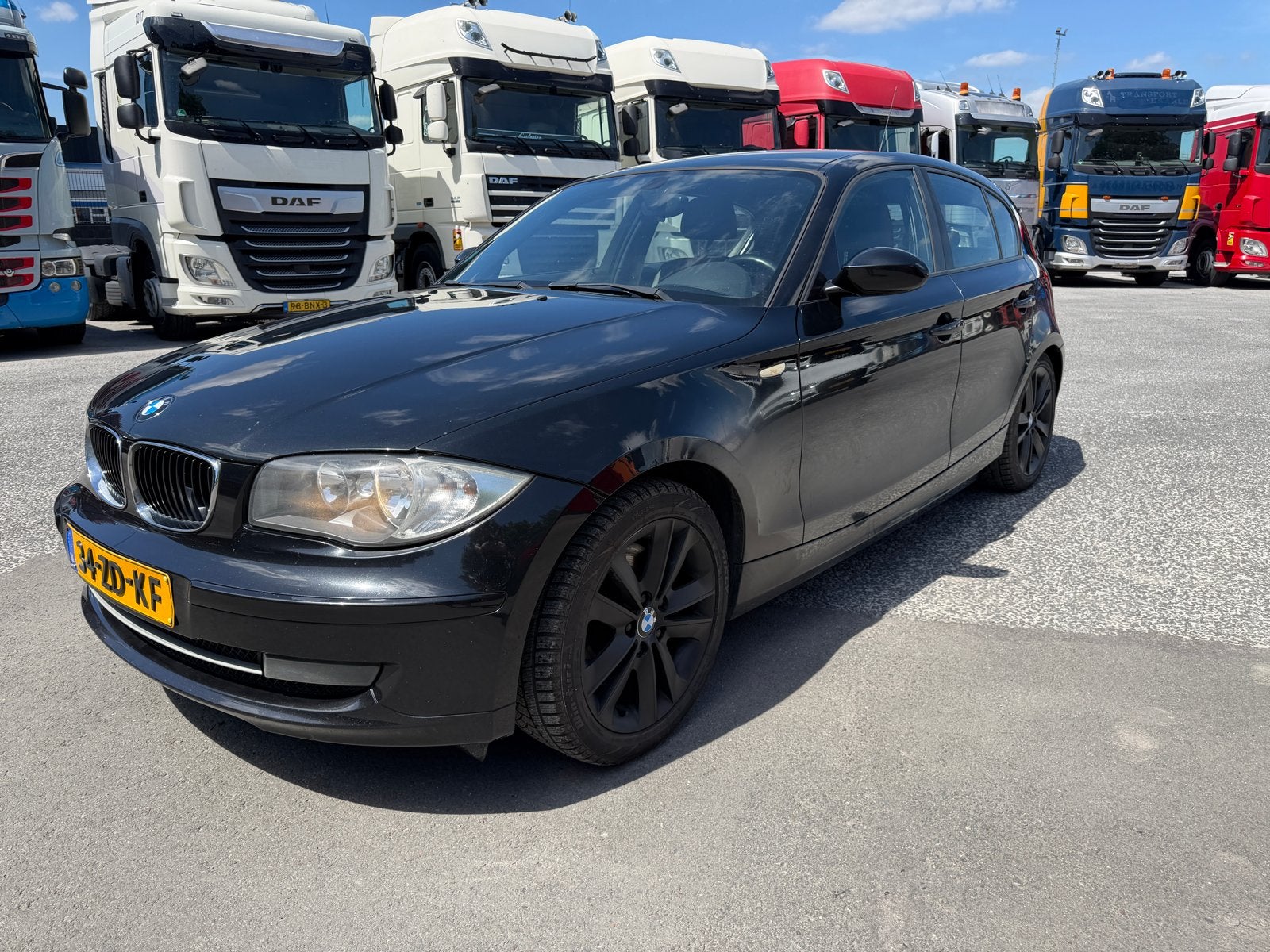 BMW 1-Serie 2.0 123D 5DR 2008 Zwart, Auto's, BMW, 1-Serie, Achterwielaandrijving, 1995 cc, Zwart