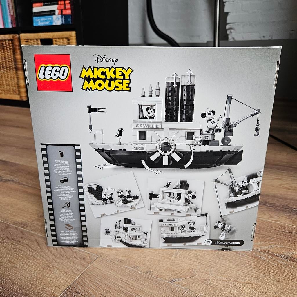 LEGO Ideas 21317 Steamboat Willie, Inclusief minifiguren, Lego, Nieuw, Ophalen of Verzenden