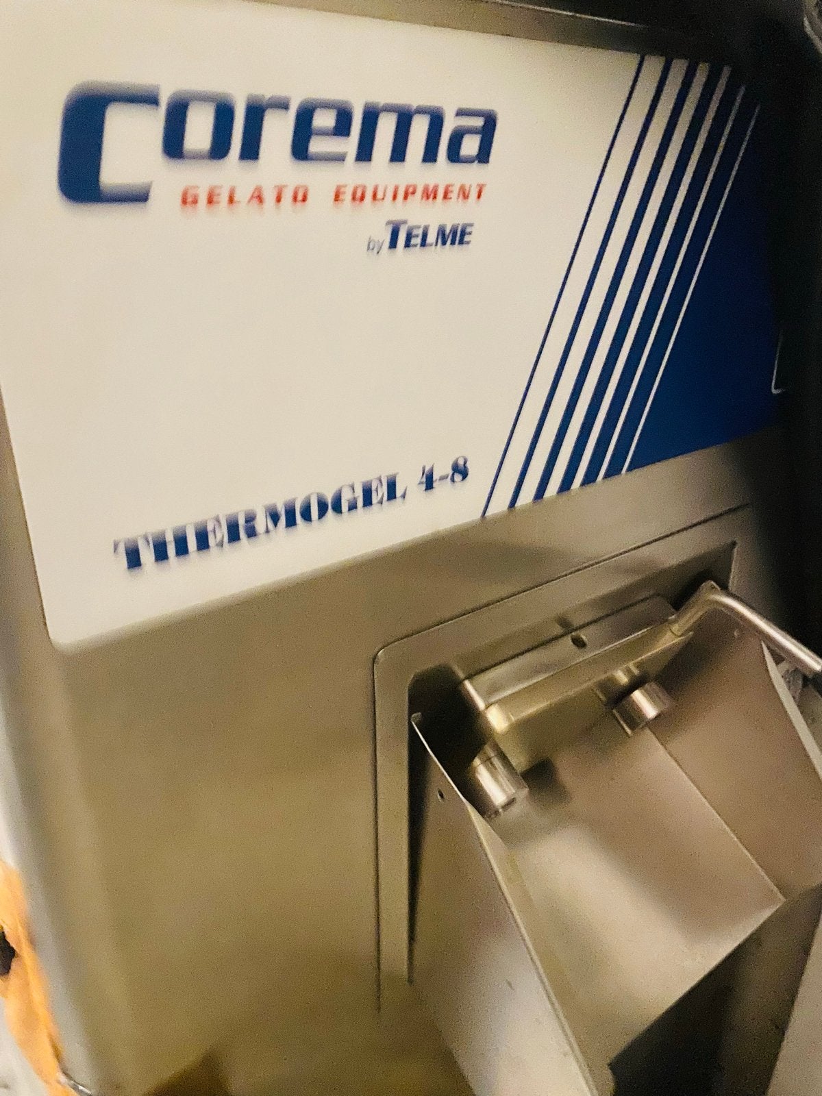Corema Thermogel 4-8 IJsmachine - Defect voor onderdelen, Ophalen, Niet werkend, Zelfvriezend