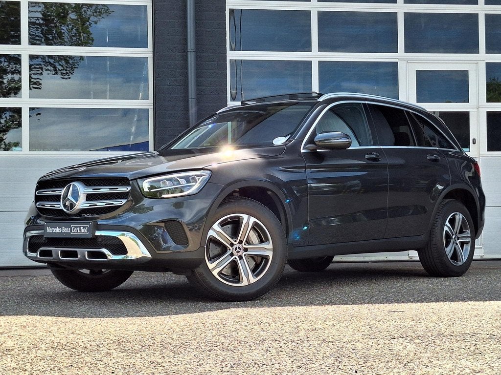 Mercedes-Benz GLC-klasse 300e 4MATIC | Panoramadak | Achteru, Auto's, Mercedes-Benz, Automaat, 14 kWh, Gebruikt, 4 cilinders