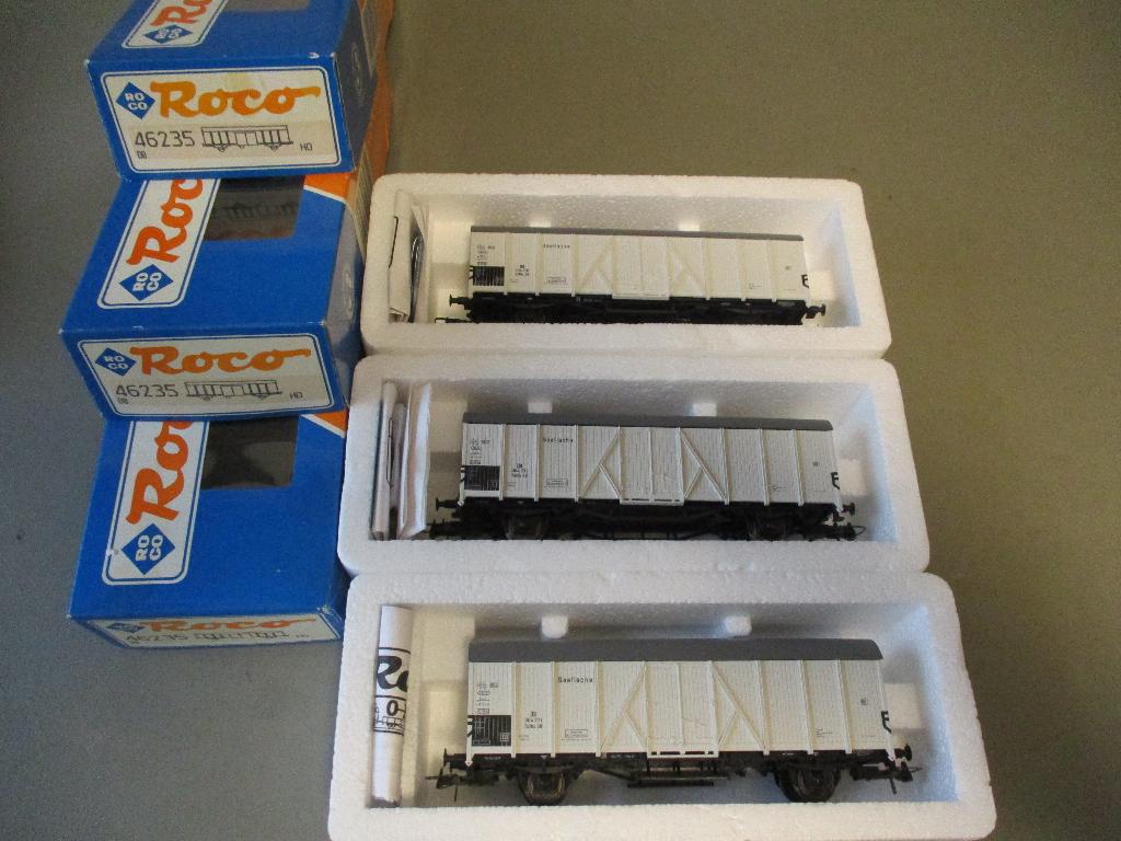 Roco Gedekte Goederen Wagon Seefische DB no 46235 2x, Ophalen, Gelijkstroom, Wagon, Zo goed als nieuw