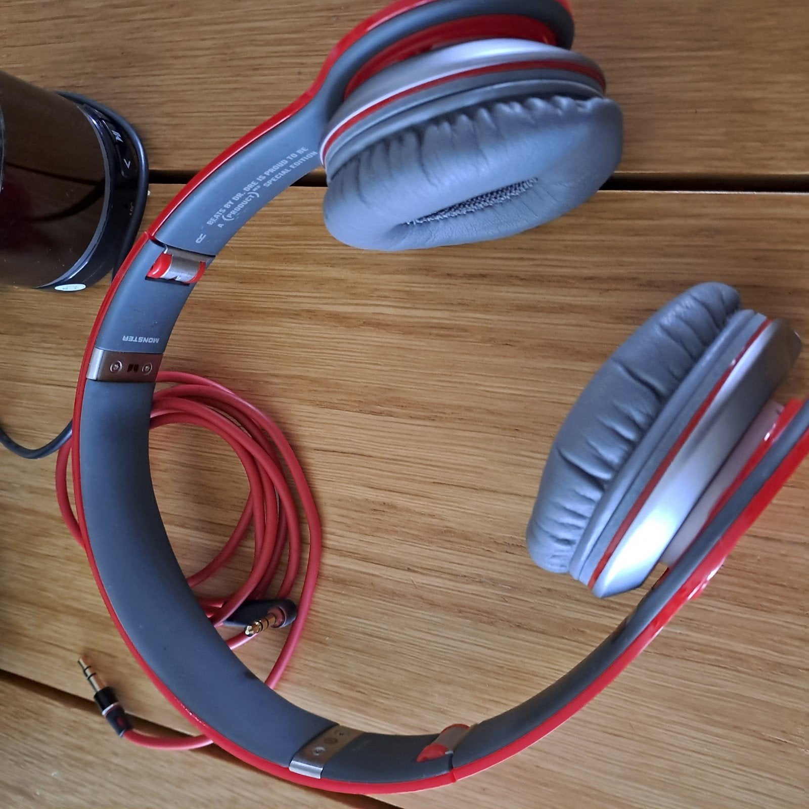 Beats by Dr. Dre Special Edition Koptelefoon Rood/Grijs, Gebruikt, Beats, Ophalen of Verzenden, Over-ear