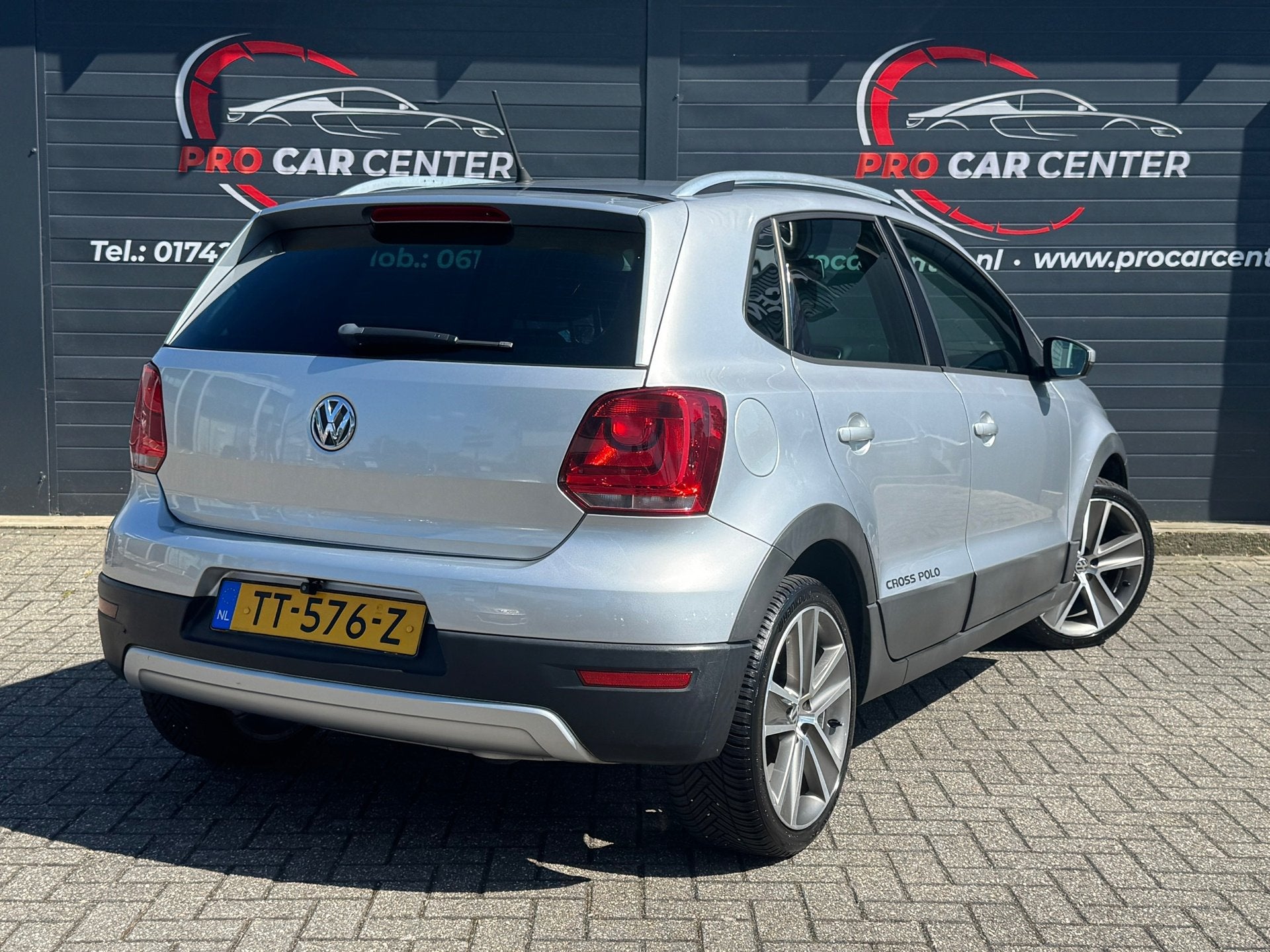 Volkswagen Polo 1.2-12V BlueMotion Comfortline AIRCO | STOEL, Voorwielaandrijving, Euro 5, Stof, Zwart