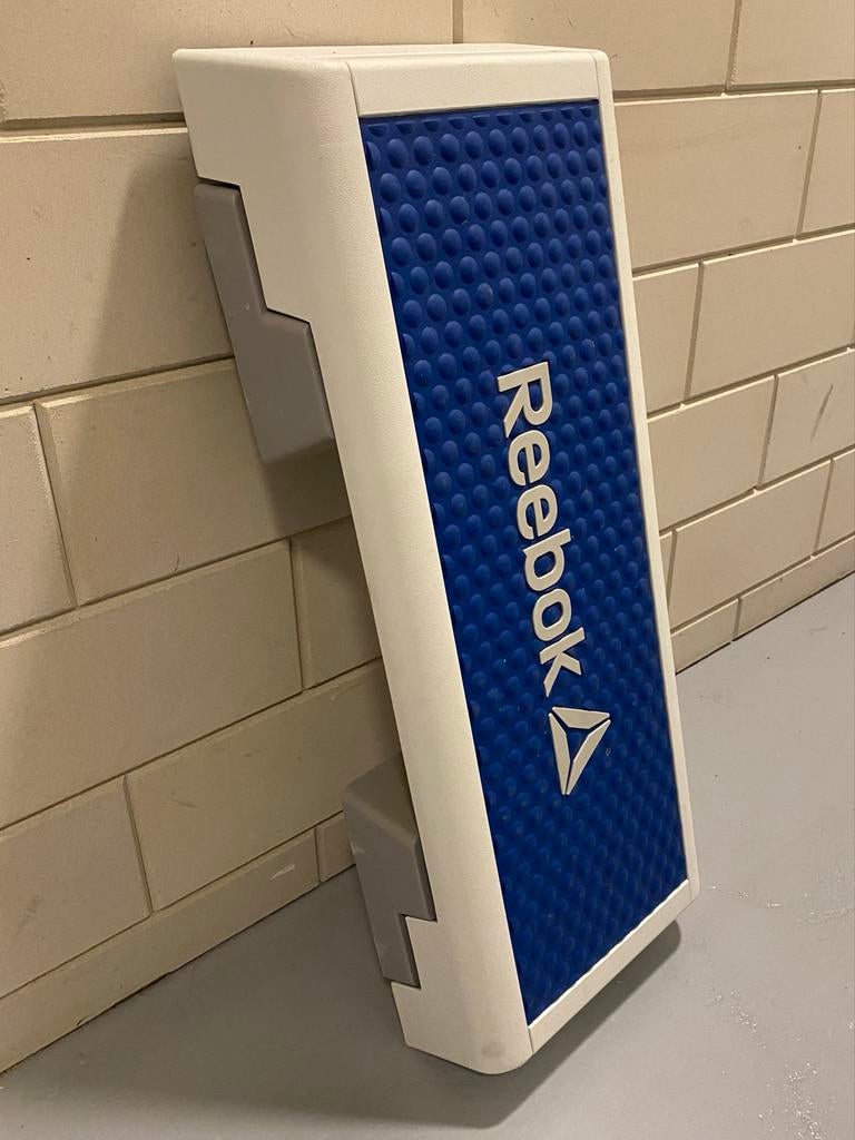 Reebok Stepbankje - In hoogte verstelbaar, Sport en Fitness, Fitnessmaterialen, Gebruikt, Stepbank, Benen, Ophalen