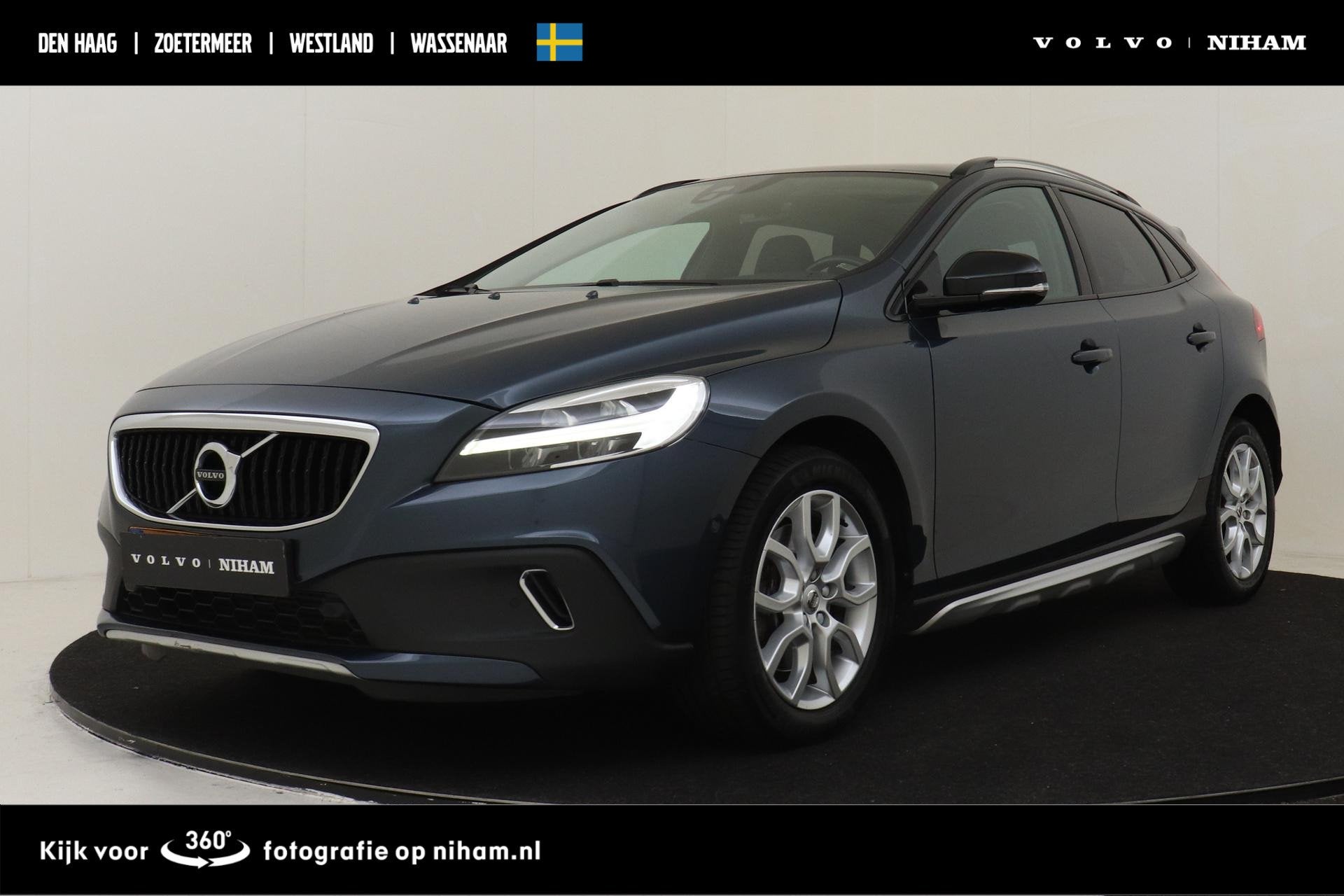 Volvo V40 CROSS COUNTRY T3 AUT. POLAR+ LUXURY -PANO.DAK|HARM, 12 maanden, Euro 6, 4 cilinders, Blauw