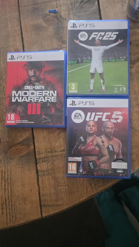 PS5 Games: Call of Duty, FC 24, UFC 5 - Zo goed als nieuw, Online, Vanaf 18 jaar, Shooter, 1 speler