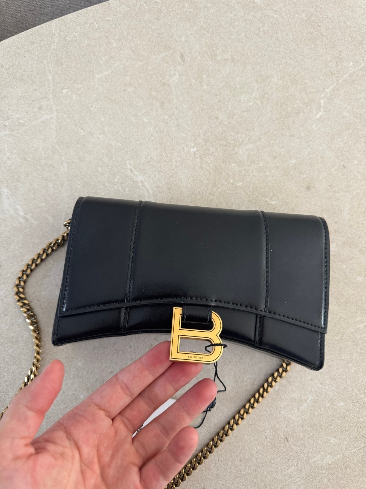 Balenciaga Hourglass Wallet on Chain Zwart, Ophalen, Zo goed als nieuw, Zwart, Schoudertasje