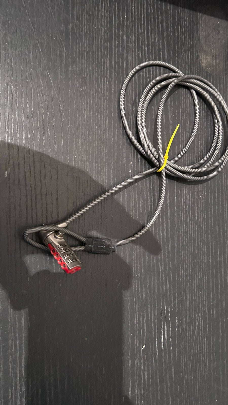 Laptopbeveiligingskabel met cijferslot, Ophalen of Verzenden, Gebruikt
