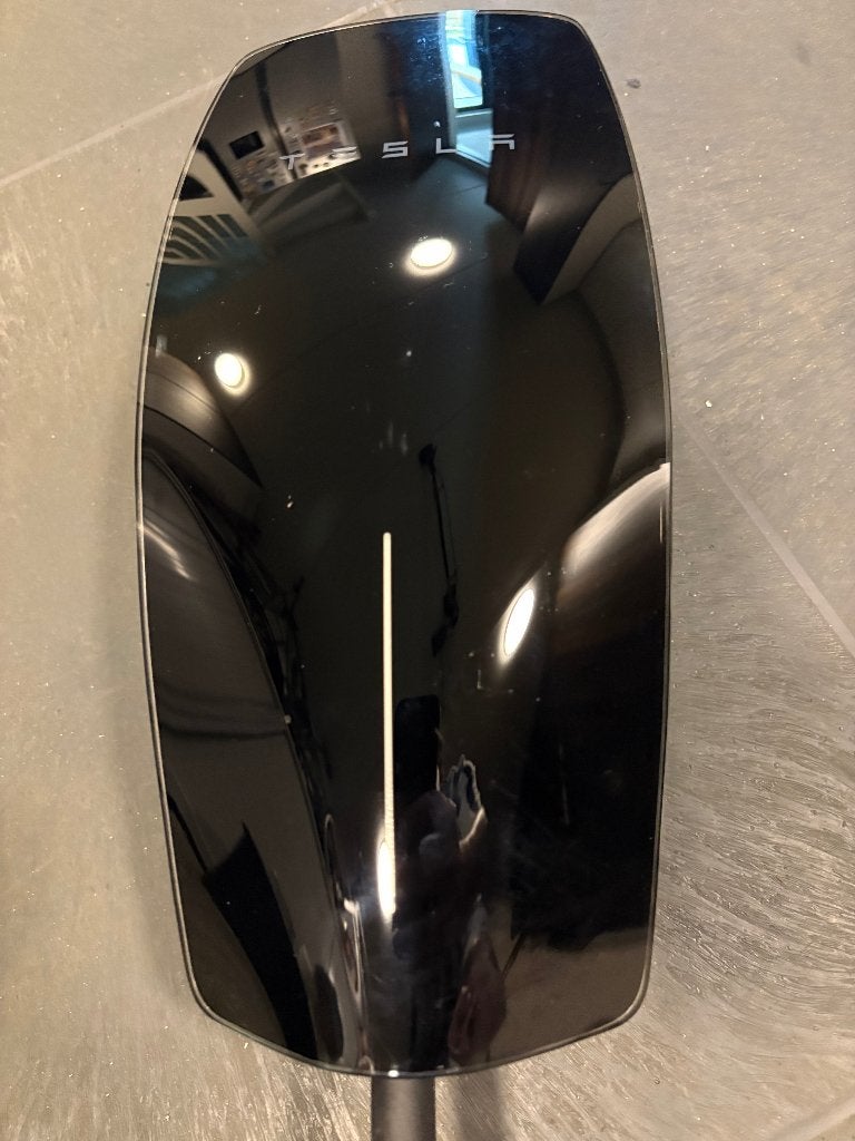 Tesla Wall Connector 22 kW – 7,3 m kabel + witte glasplaat, Ophalen, Zo goed als nieuw