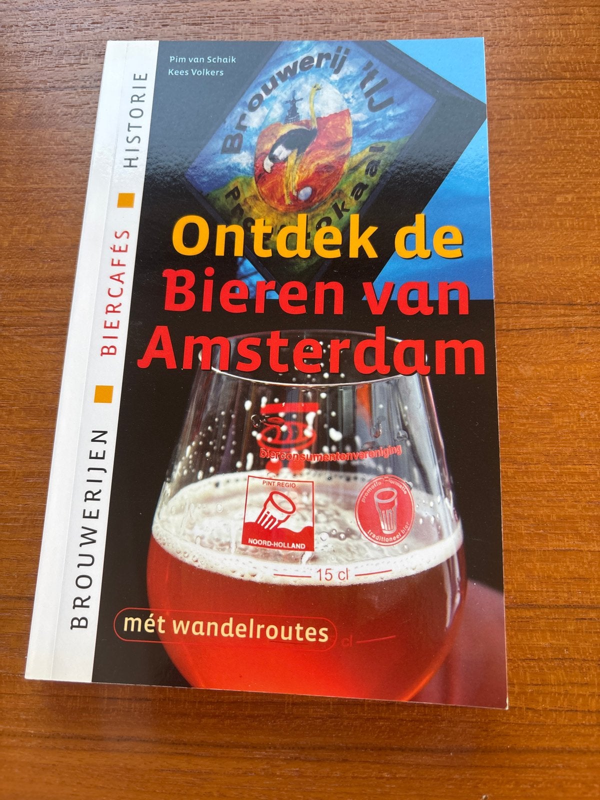 Ontdek de Bieren van Amsterdam - Brouwerijen & Biercafés, Ophalen of Verzenden, Zo goed als nieuw