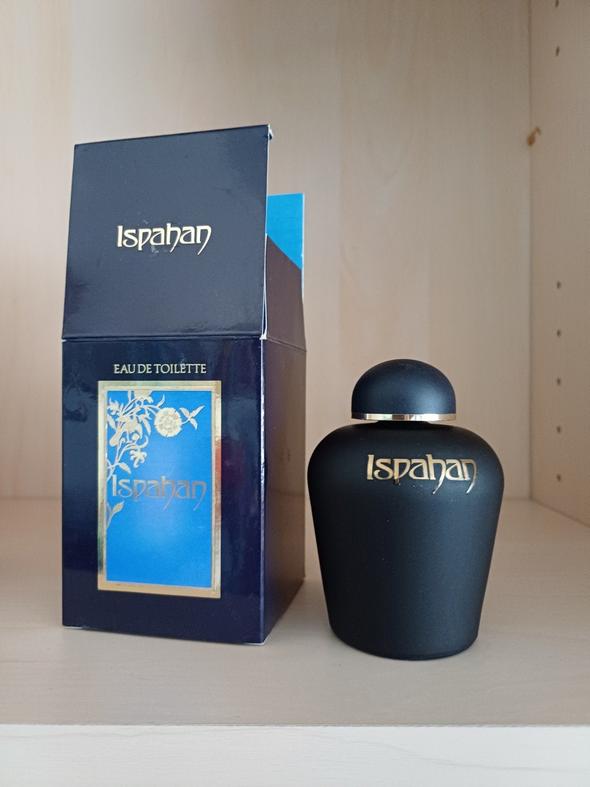 Ispahan 100ml edt met doos vintage Yves Rocher nagenoeg vol, Ophalen of Verzenden, Zo goed als nieuw, Parfumfles