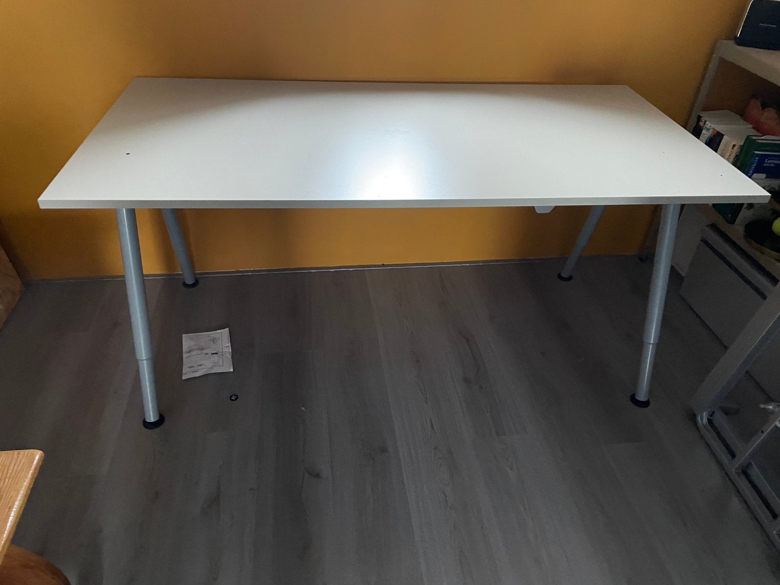 Bureau, Ophalen