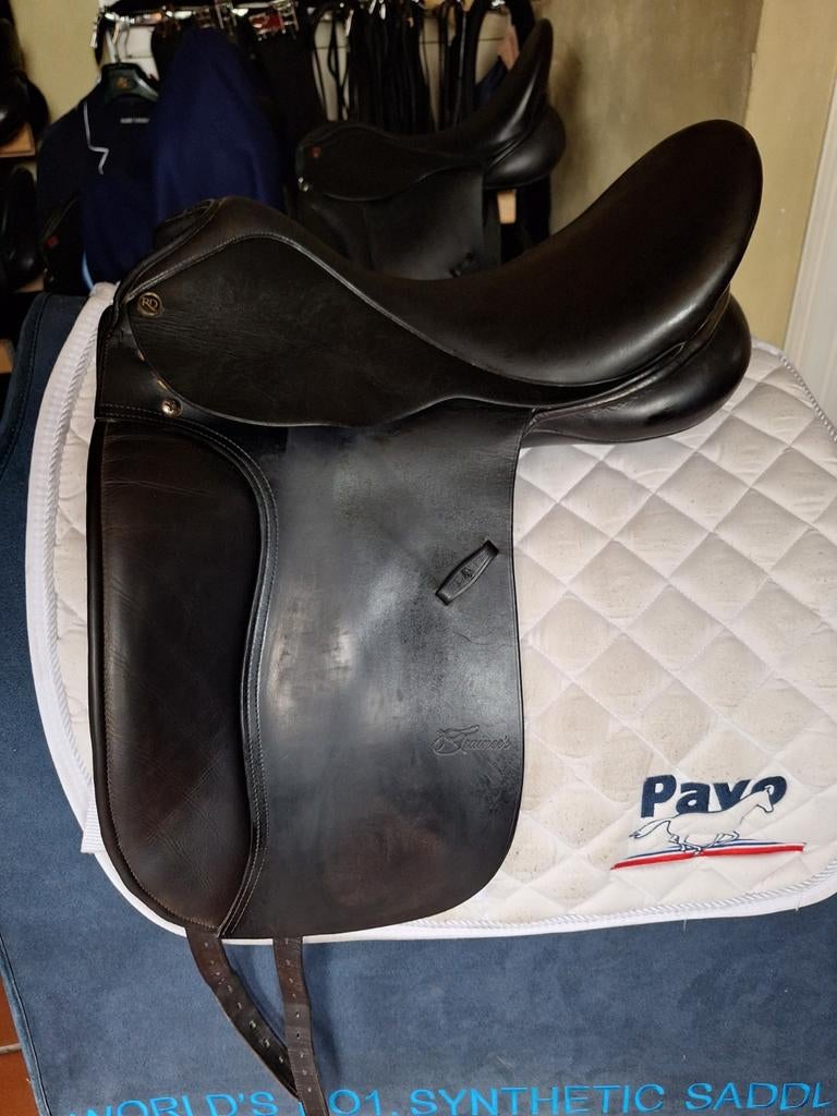 Goedkope zadels, Dieren en Toebehoren, Paarden en Pony's | Zadels, Ophalen of Verzenden, Gebruikt, Dressuur