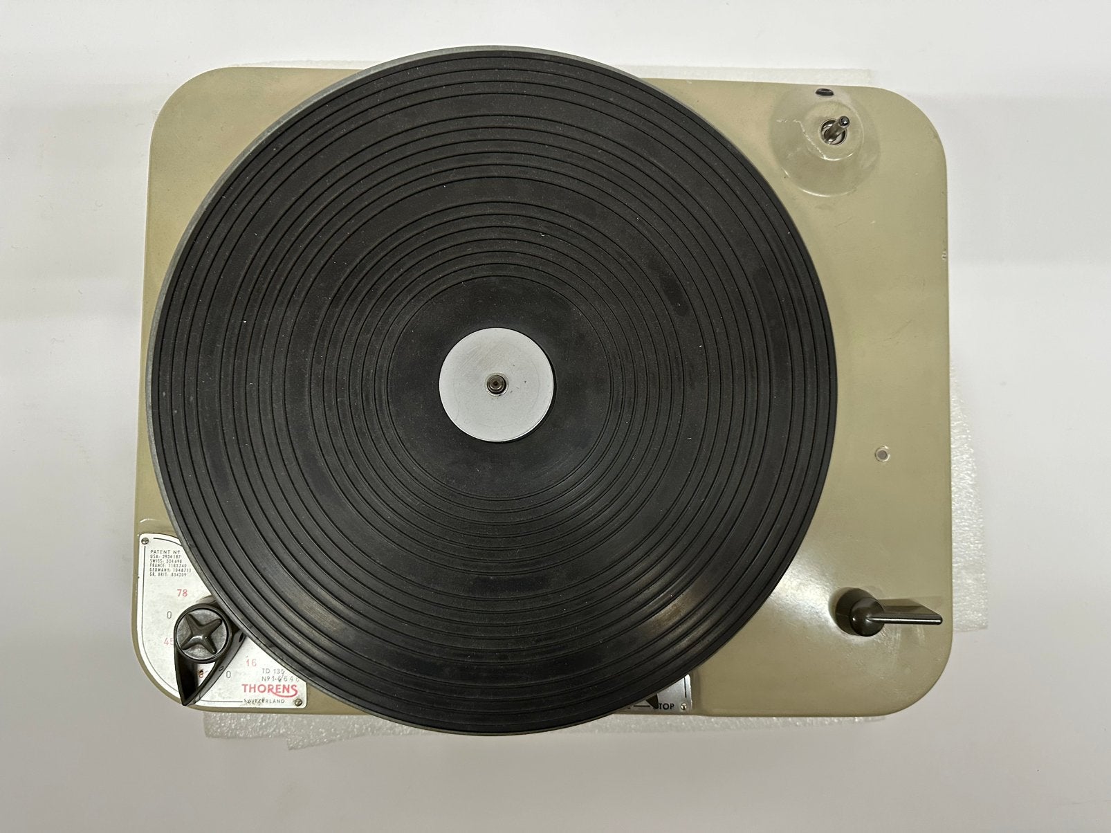 Bovenkant Thorens TD 135, Ophalen of Verzenden, Niet werkend, Platenspeler-onderdeel, Thorens
