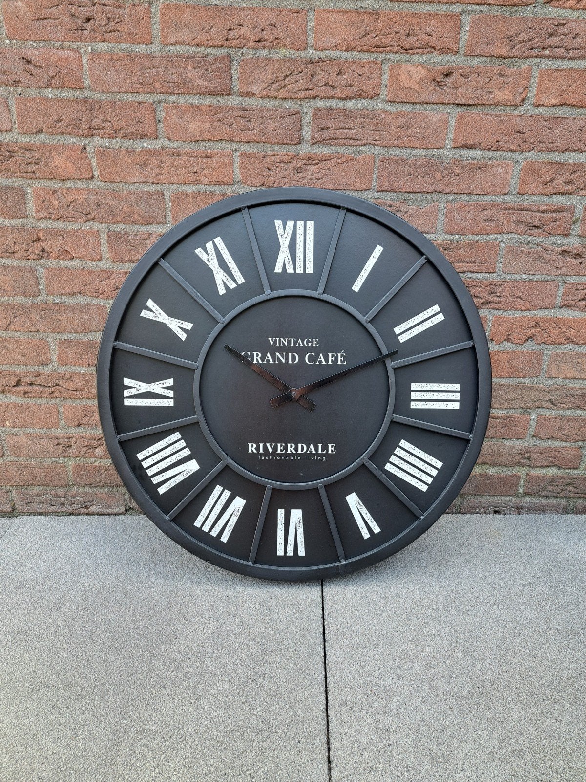 riverdale wandklok zwart, Ophalen, Zo goed als nieuw, Zwart, Wandklok