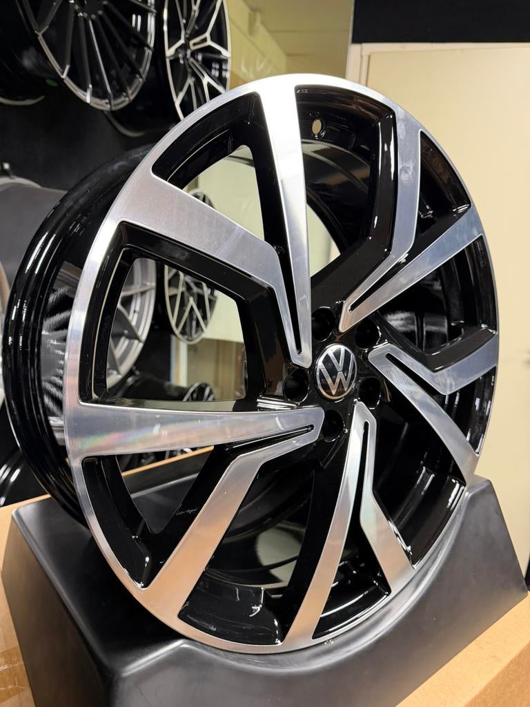18 inch velgen voor Volkswagen Brescia GTI look 5x100 Polo, 18 inch, Velg(en), Nieuw, Ophalen of Verzenden