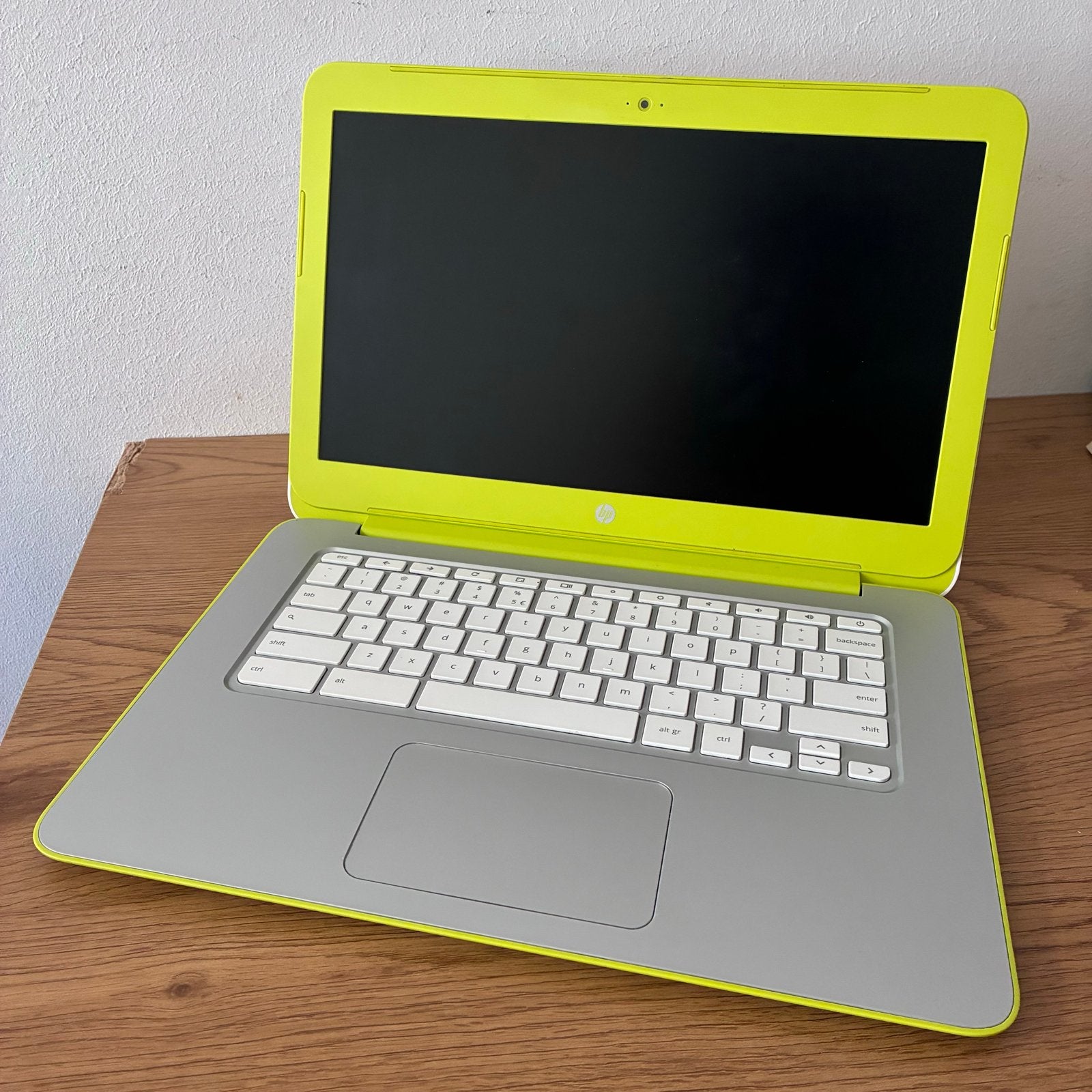 HP Laptop Groen Wit met Oplader, 14 inch, Ophalen of Verzenden, 4 GB of minder, Gebruikt