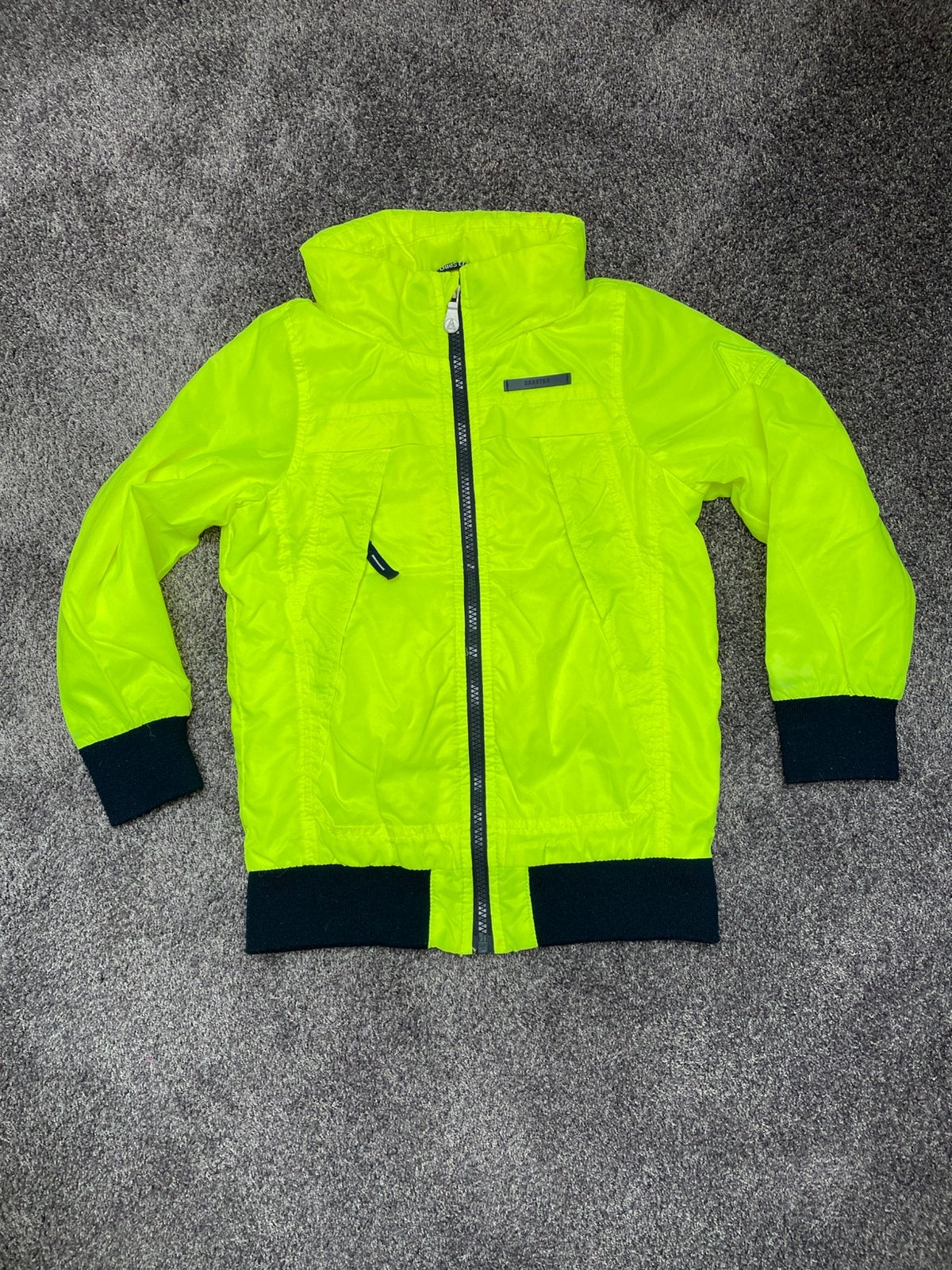 Gele GAASTRA zomerjas 122/128, Kinderen en Baby's, Kinderkleding | Maat 122, Zo goed als nieuw, Jongen of Meisje, Jas, Ophalen of Verzenden