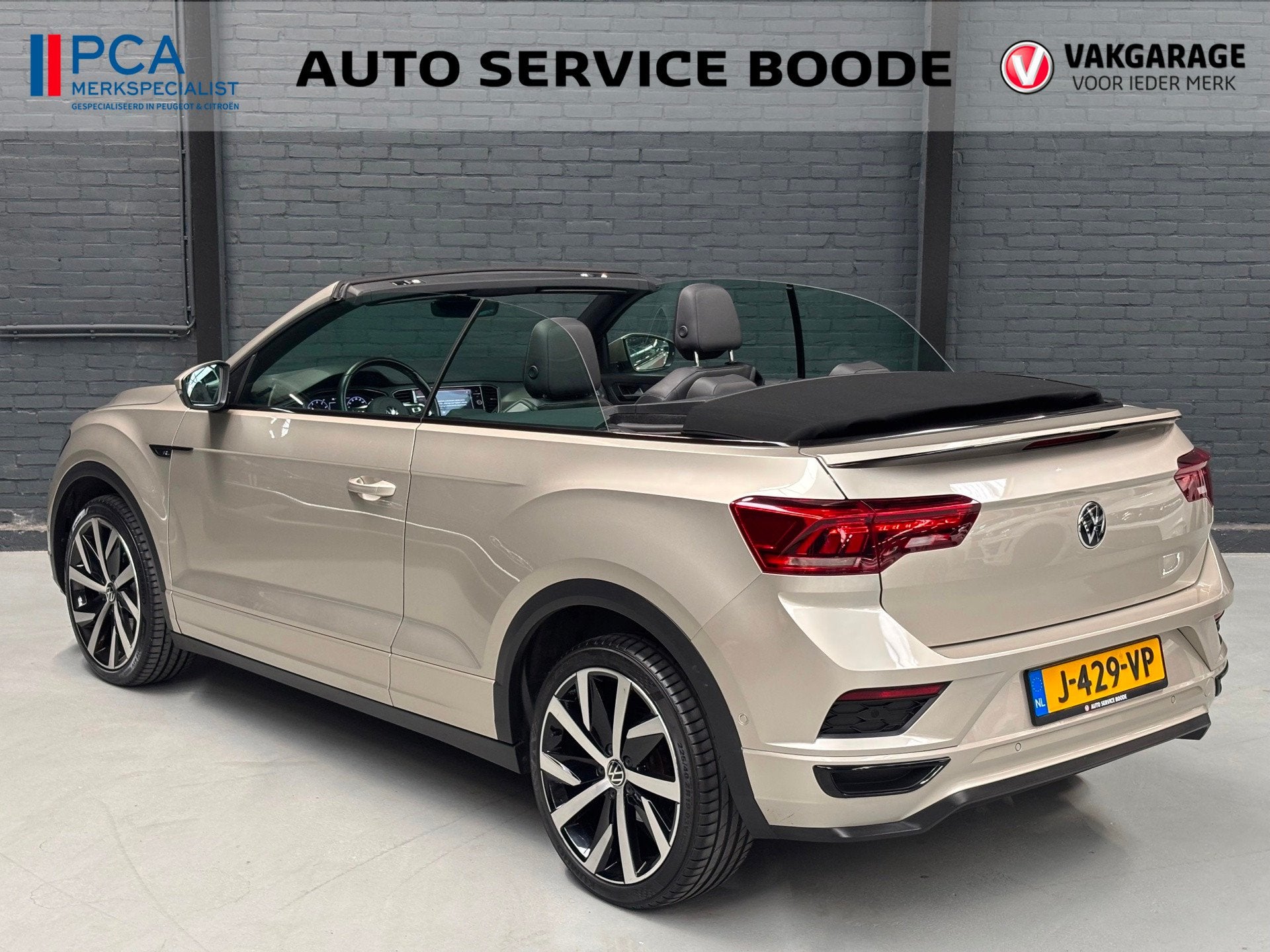 Volkswagen T-Roc Cabrio 1.5 TSI (150 PK) R-Line automaat - v, Auto's, Volkswagen, Euro 6, Origineel Nederlands, Grijs, 750 kg