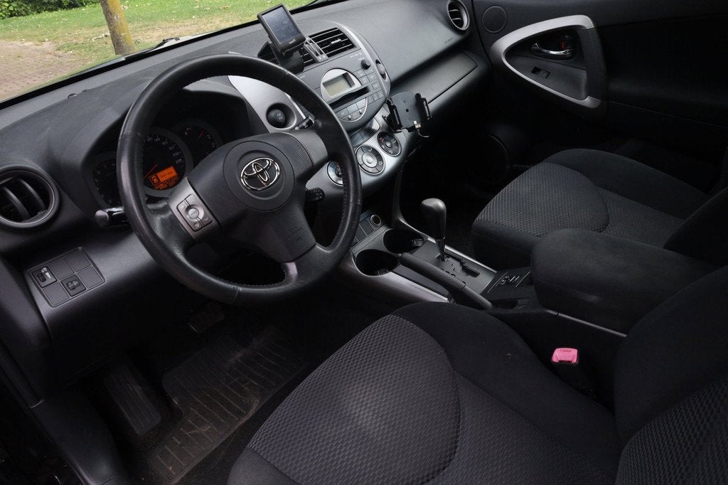 Toyota RAV4 2.0 VVTi Linea Sol Aut. | Bullbar | Cruise Contr, Auto's, Toyota, Automaat, 1998 cc, Stof, Gebruikt