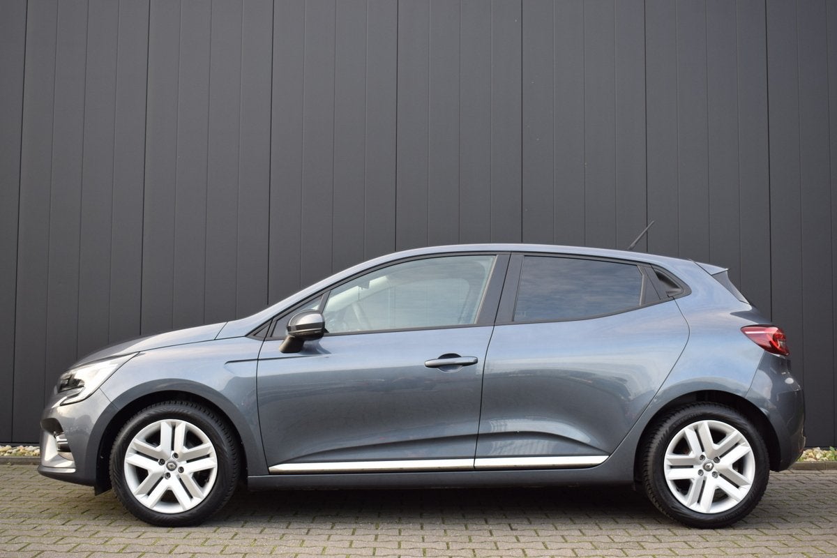 Renault Clio 1.0 TCE Zen LED | Full Map Navi | Telefonie | P, Voorwielaandrijving, Gebruikt, 580 kg, Met garantie (alle)