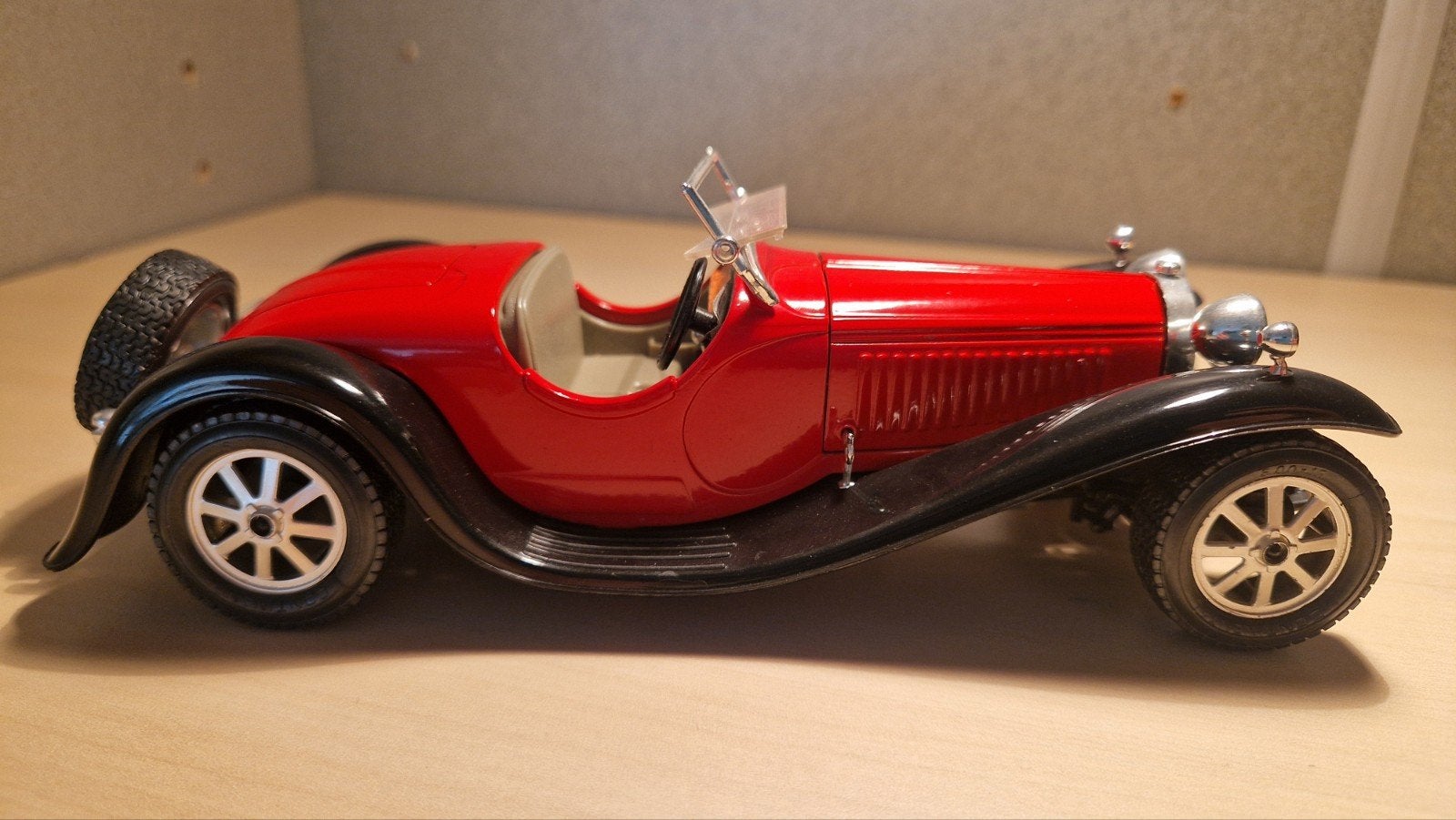 Burago Bugatti Type 55 (1932) Schaal 1/24 Modelauto, Hobby en Vrije tijd, Modelauto's | 1:43, Ophalen of Verzenden